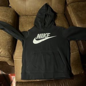 Boys Nike hoodie size medium